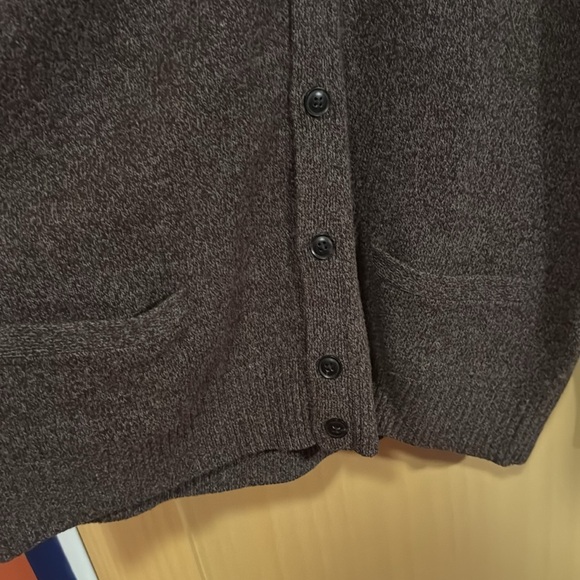 Uniqlo Men's Dark Brown Cardigan Sweater - Picture 3 of 3